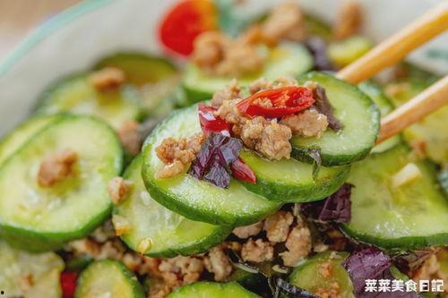 在线吃瓜的小王,揭秘网络热点背后的故事