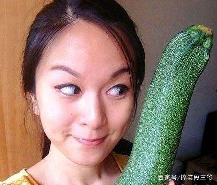 吃瓜喝茶图片大全搞笑,让你捧腹大笑