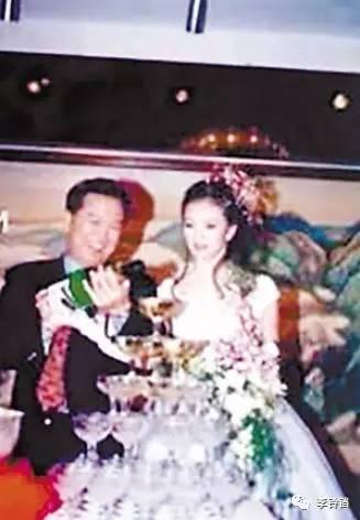 豪门继女在线吃瓜,继女在线吃瓜，揭秘豪门背后的秘密