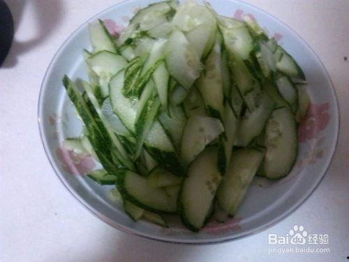 白小菜吃瓜记,一场趣味横生的乡村生活盛宴