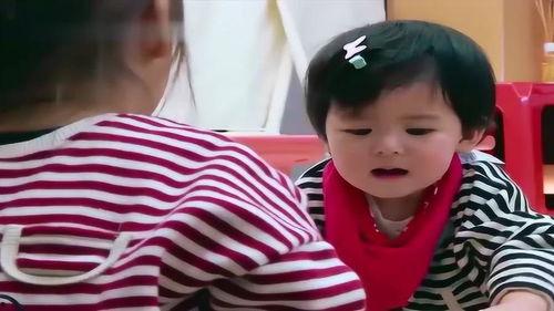 吃瓜呛到失声了,意外失声的尴尬瞬间