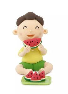 吃瓜男孩简笔画