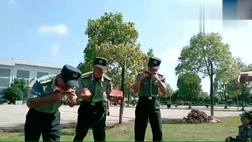 张教官吃瓜,揭秘军营里的欢乐时光