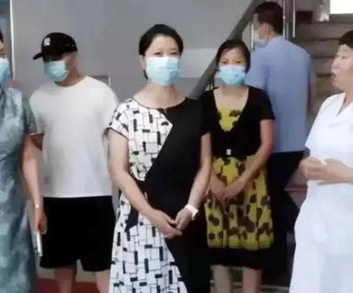 吃瓜重庆女干部,吃瓜女干部背后的重庆风情与职场故事